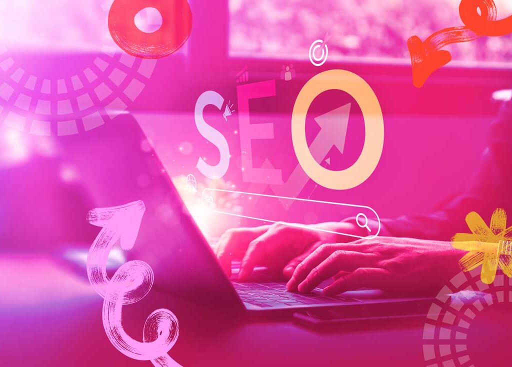 seo laptop hands